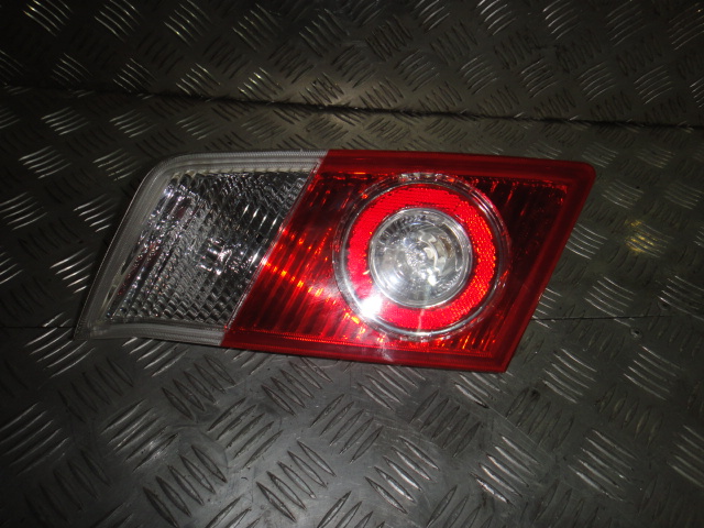 Фонарь Breez (07-) L внутр с дефектом б\у (арт. LAX4133100) Lifan Breez