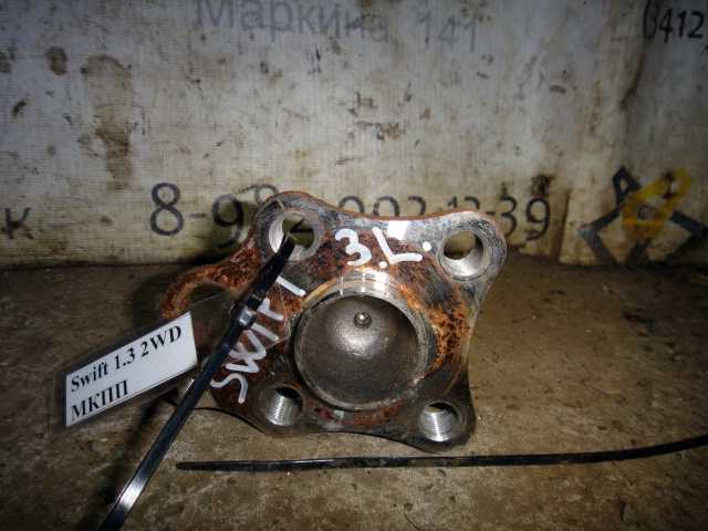 Ступица Swift (04-10) 2WD зад L б\у (арт. 4615163J10) Suzuki Swift