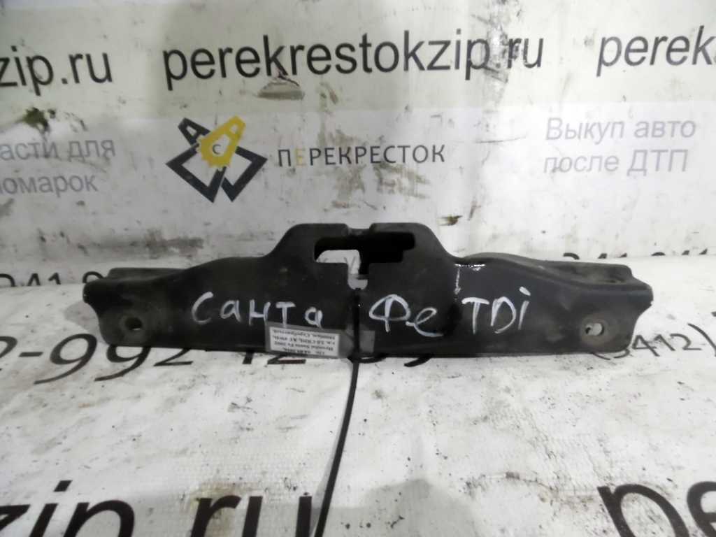 Накладка замка капота Santa Fe (+Тагаз) (01-06) б/у (арт. 8119526000) Hyundai Santa Fe