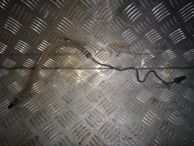 Трубка сцепления Fabia (07-10)/ Ibiza (02-09) от главного до рабочего б\у (арт. 6R1721465M) Skoda Fabia