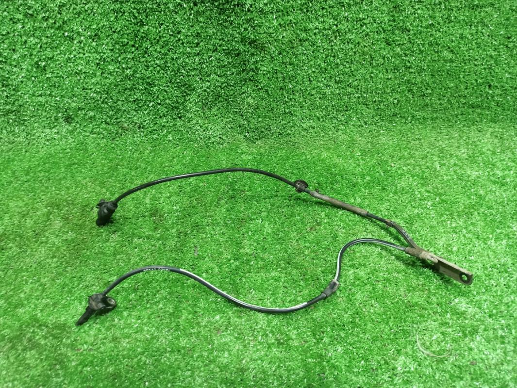 Датчик ABS Auris (07-12)/Corolla 150 (06-13) пер L б/у (арт. 8954302061) Toyota Auris