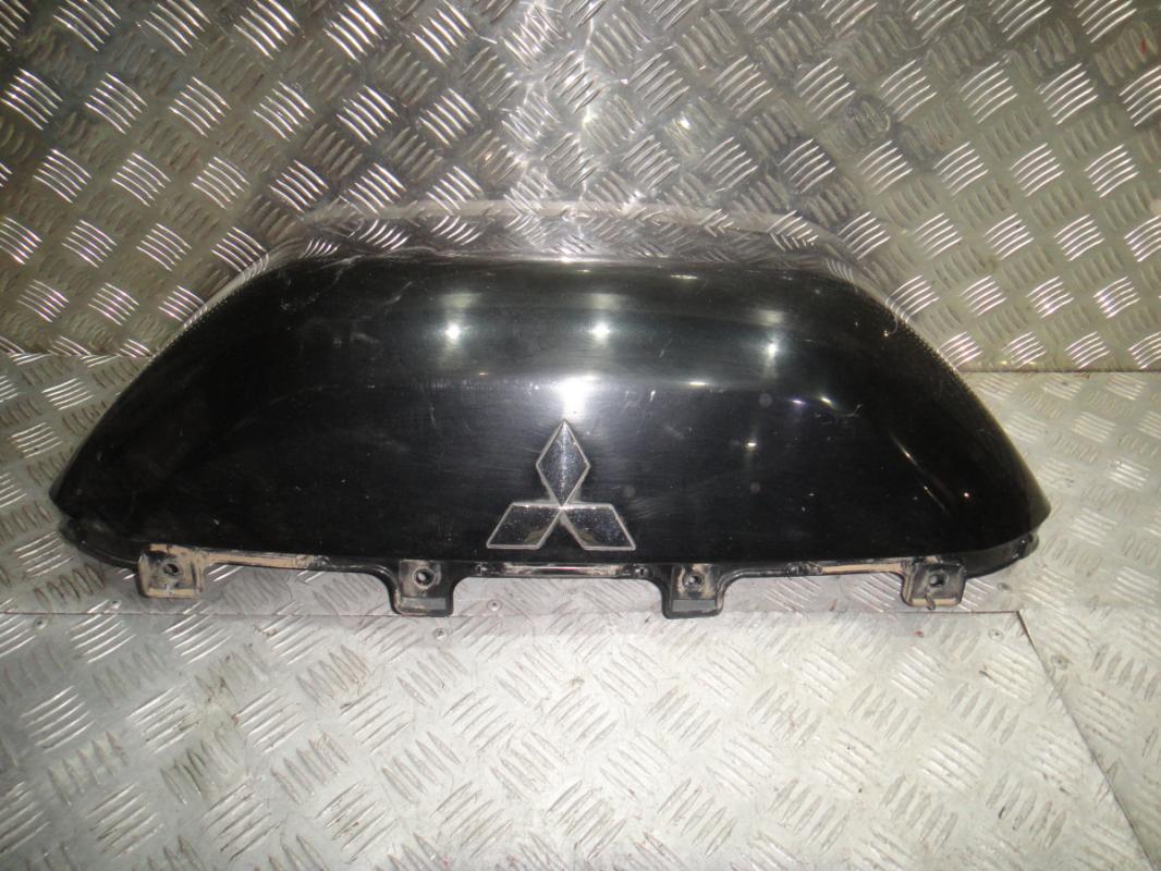 Колпак запаски Pajero (14-) зад верх часть б/у (арт. 6430A273) Mitsubishi Pajero