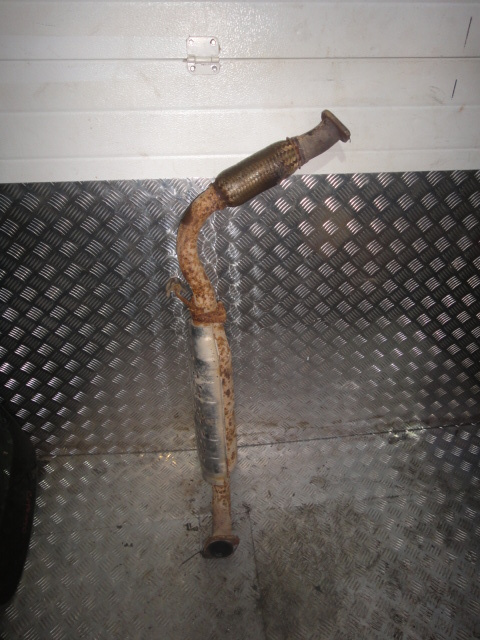 Глушитель Sorento (02-09) 2.5 CRDI приёмная труба б/у (арт. 286103E210) Kia Sorento