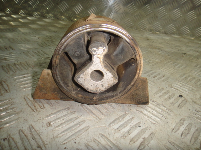 Подушка двигателя Breez (07-) 1.3 L б\у (арт. LBA1001320) Lifan Breez