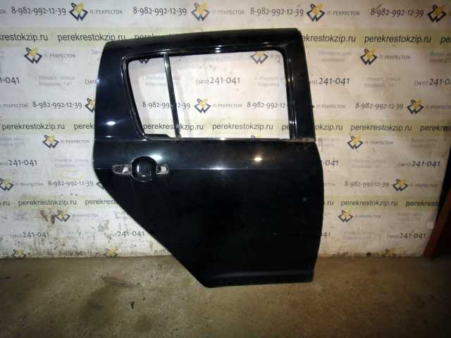 Дверь Swift (04-10) зад R б/у (арт. 6800363J00) Suzuki Swift