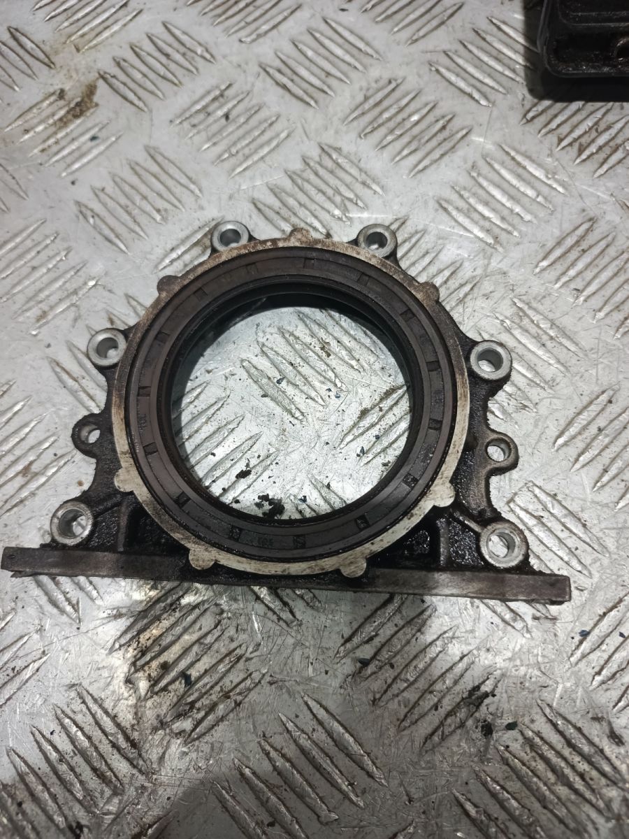 Крышка коленвала Solano (2016-)\X50 (2015-) зад б\у (арт. LF479Q11005018A) Lifan Solano