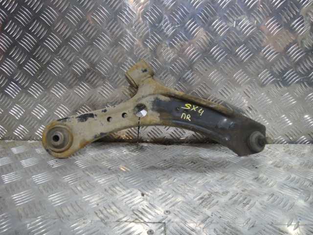 Рычаг подвески SX4 (06-13) пер R б/у (арт. 4520154L20) Suzuki SX4